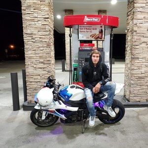 Meet your Posher, Robert